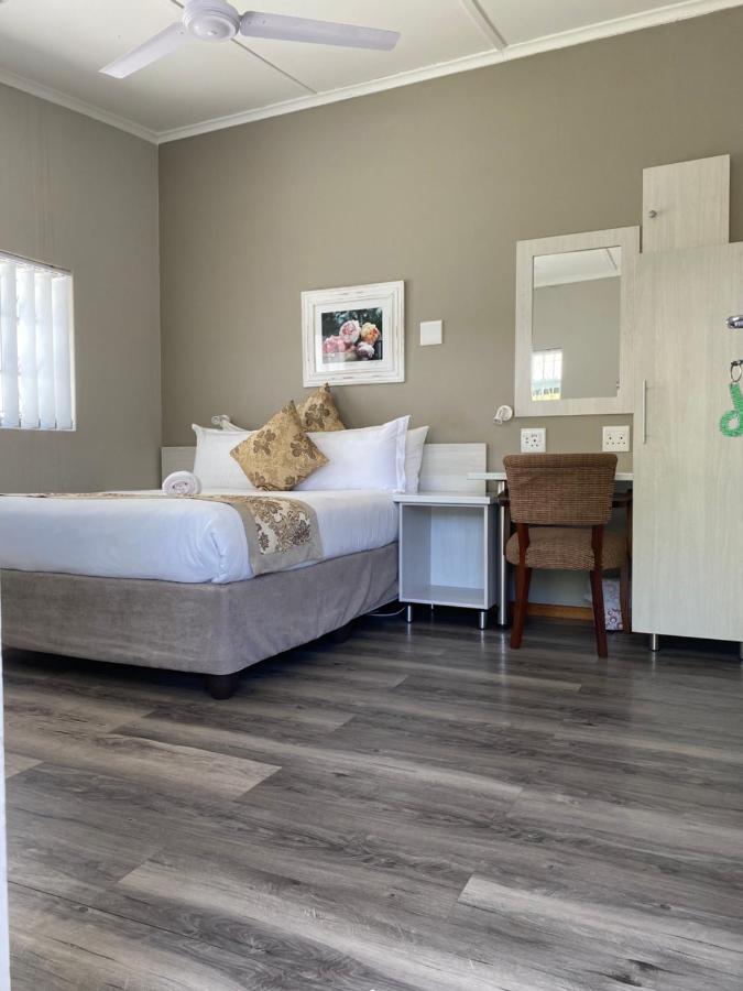 Savoy Hotel Fort Beaufort Экстерьер фото