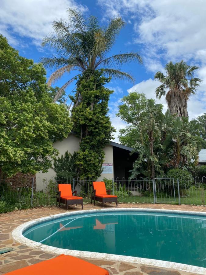 Savoy Hotel Fort Beaufort Экстерьер фото